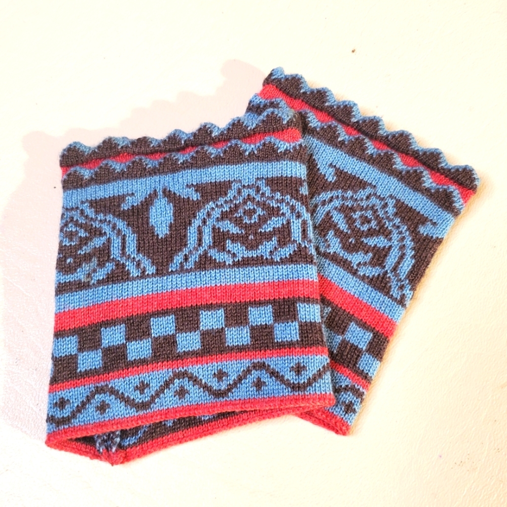 Oleana wristlets